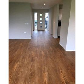 Distinctive Flooring in Water Oak