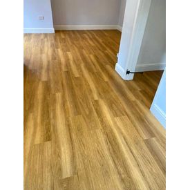 Amtico Spacia Honey Oak